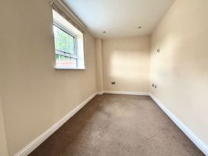 Photo 26- click for photo gallery